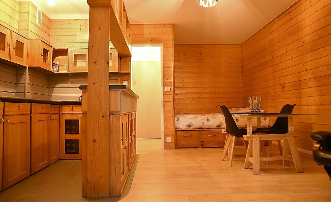 F1 Entier Cosy Style Chalet Montgeron, Proche Paris Εξωτερικό φωτογραφία
